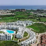 Lmt46 - Modern Style Spacious Townhouse Estepona