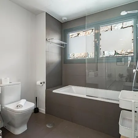 Lmt46 - Modern Style Spacious Townhouse Feriehus *