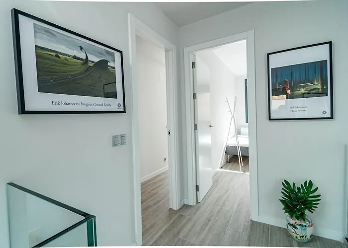 Дом отдыха Lmt46 - Modern Style Spacious Townhouse *