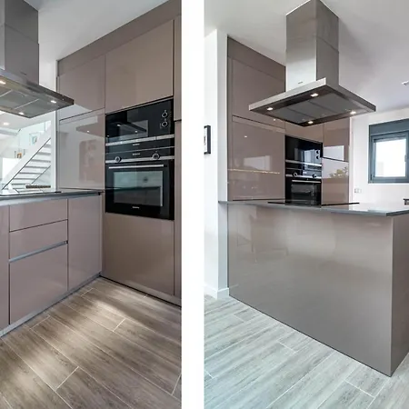 Lmt46 - Modern Style Spacious Townhouse Estepona