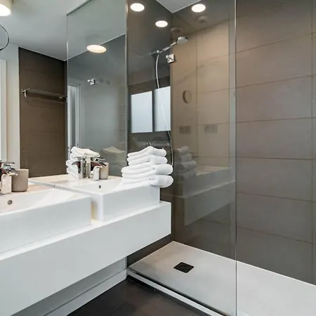 Holiday home Lmt46 - Modern Style Spacious Townhouse