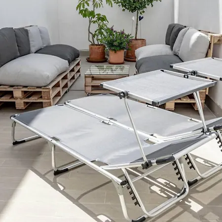 Lmt46 - Modern Style Spacious Townhouse Holiday home