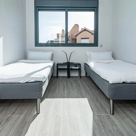 Hébergement de vacances Lmt46 - Modern Style Spacious Townhouse Estepona