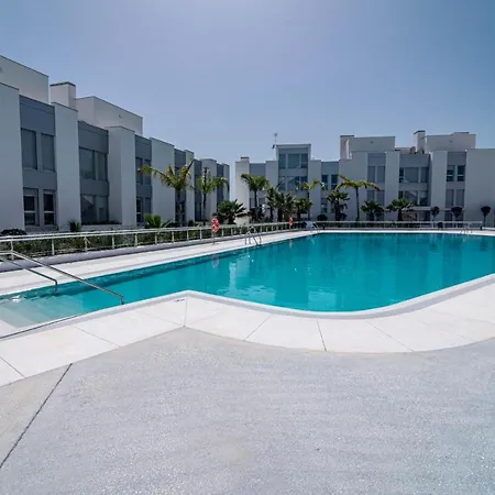 Hébergement de vacances Lmt46 - Modern Style Spacious Townhouse *