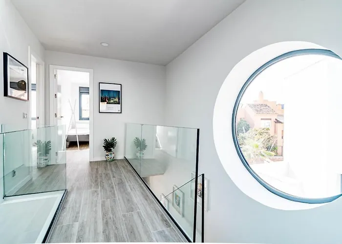 Сasa de vacaciones Lmt46 - Modern Style Spacious Townhouse *